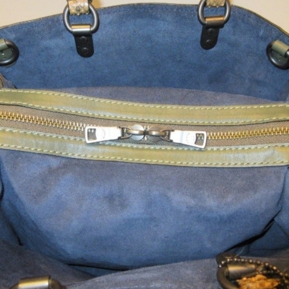 COACH 1941 ROGUE 36 OLIVE GREEN WITH PYTHON HANDLS - Picture 8 of 9